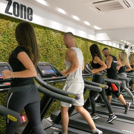 Nov Hotel Tiranë Ngoại thất bức ảnh