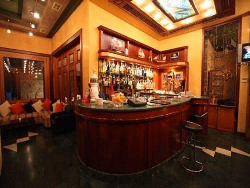 Nov Hotel Tiranë Ngoại thất bức ảnh