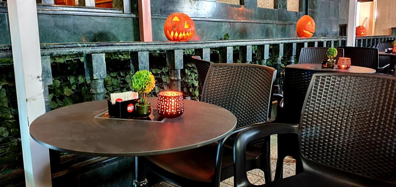 Nov Hotel Tiranë Ngoại thất bức ảnh