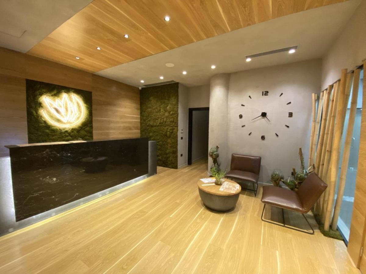 Nov Hotel Tiranë Ngoại thất bức ảnh